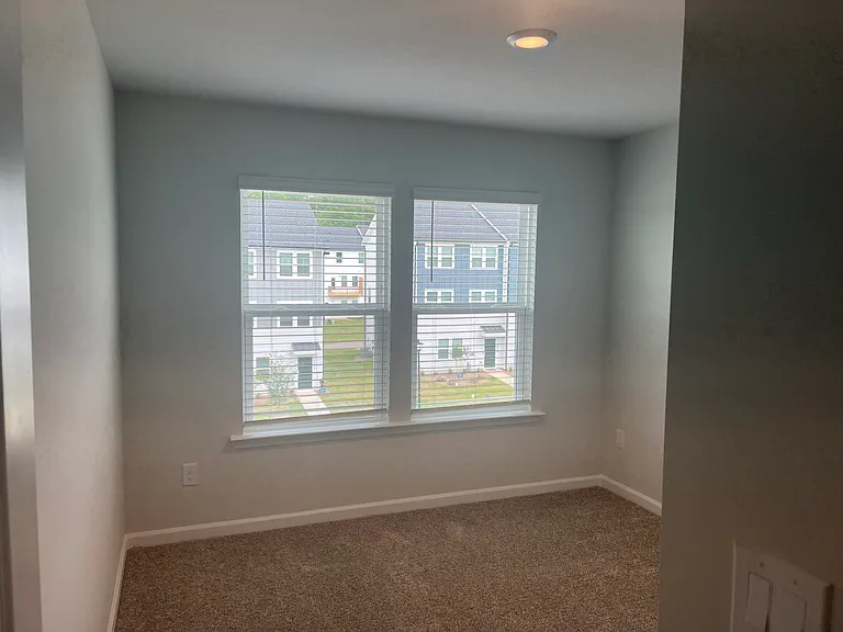 1474 Hasse Ave — Photo 19