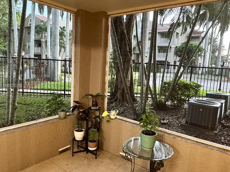 1705 Palm Cove Blvd #1-105 — Photo 17