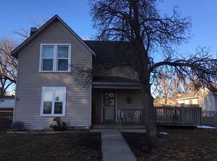 303 E 4th St, Lester, IA 51242