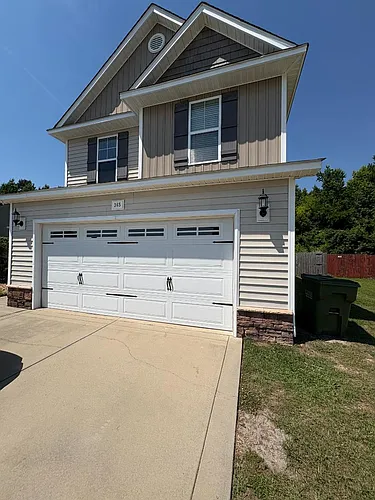 365 Roanoke Dr Photo 1