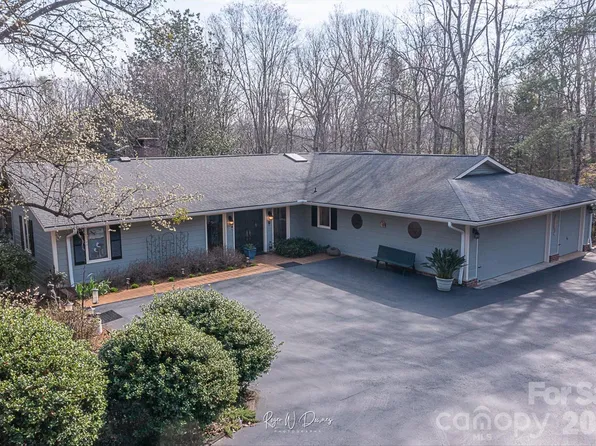 133 Towhee Trl, Tryon, NC 28782