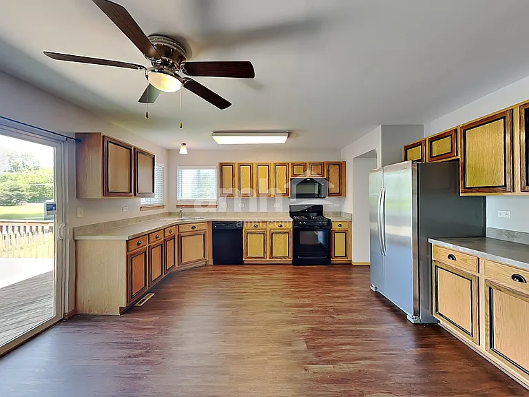 2309 White Eagle Dr — Photo 4