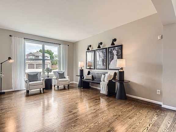 3rd image of 9451 Crestmore Way