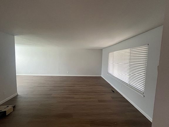 2nd image of 1627 Paseo Del Cajon