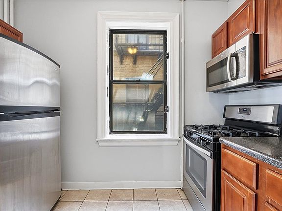 3rd image of 429 Fairmount Ave APT 412
