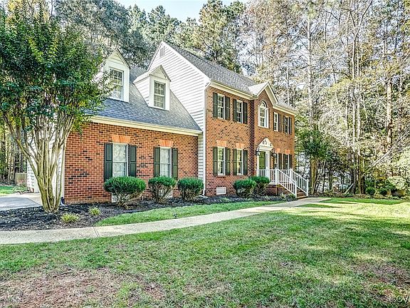 3rd image of 8537 Brechin Ln