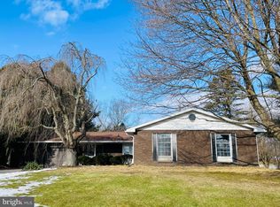 1633 Oxford Cir, State College, PA 16803