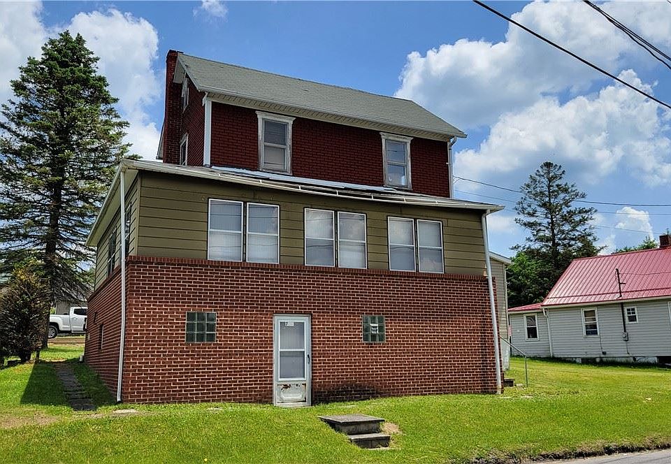 1st image of 728 Main St
