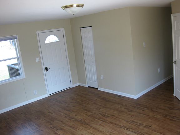 2nd image of 765 E Mesa Ct