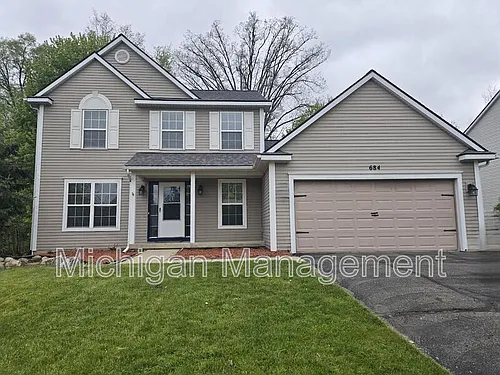 684 Glenlivet St Photo 1