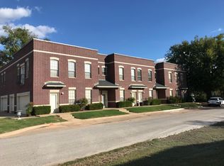 602 E Aquarium Pl #G, Jenks, OK 74037