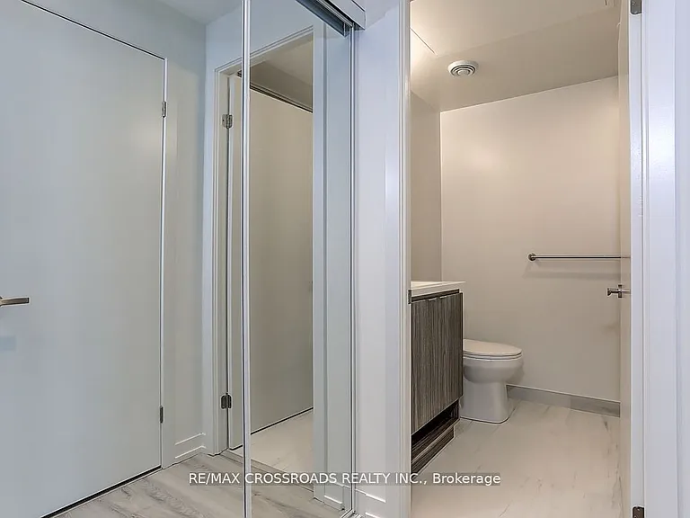 55 Cooper St #6906 — Photo 27