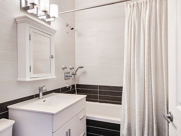 5th image of 51 Woodhull St APT 1B