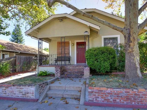 2765 Santa Cruz Way, Sacramento, CA 95817