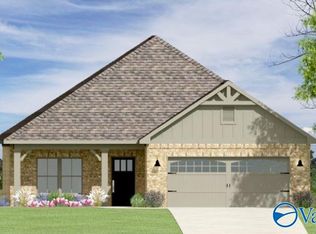 14812 Demarie Ln, Athens, AL 35613
