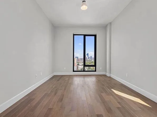 262 9th Street image 12 of 37