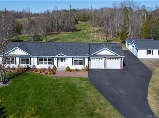 764 Bayview Dr, Saint Andrews, NB E5B 2N1