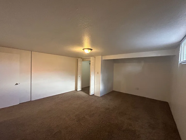 36-40 Mountain Dr — Photo 9