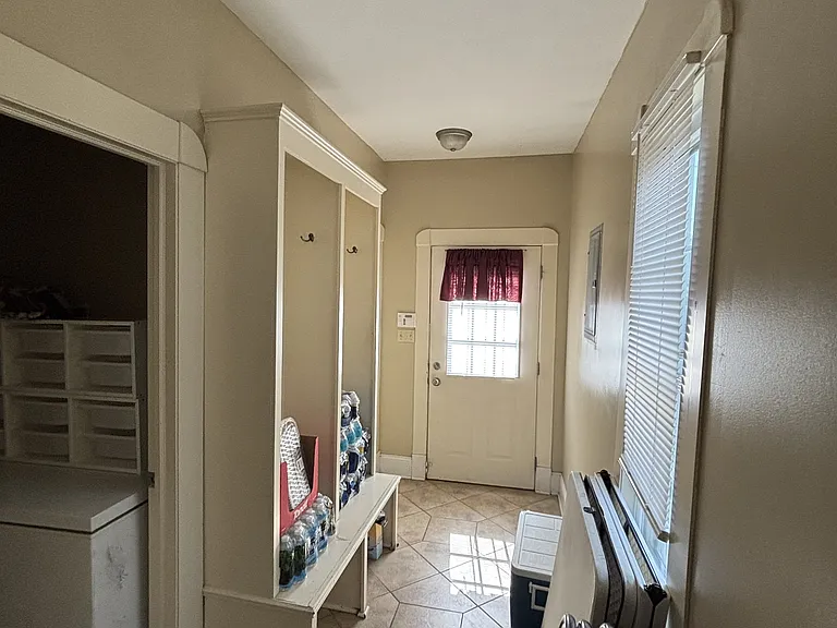 2432 N Illinois St #2 — Photo 3