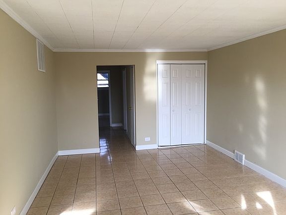 4th image of 2074 N 17th Ave #1