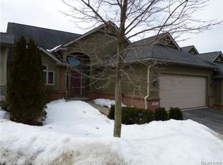 2307 Sugar Maple Dr, Brighton, MI 48116