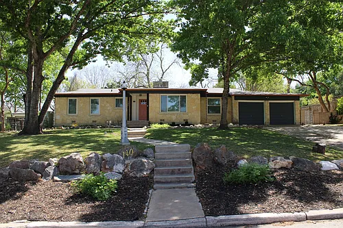 140 Arvin Dr Photo 1