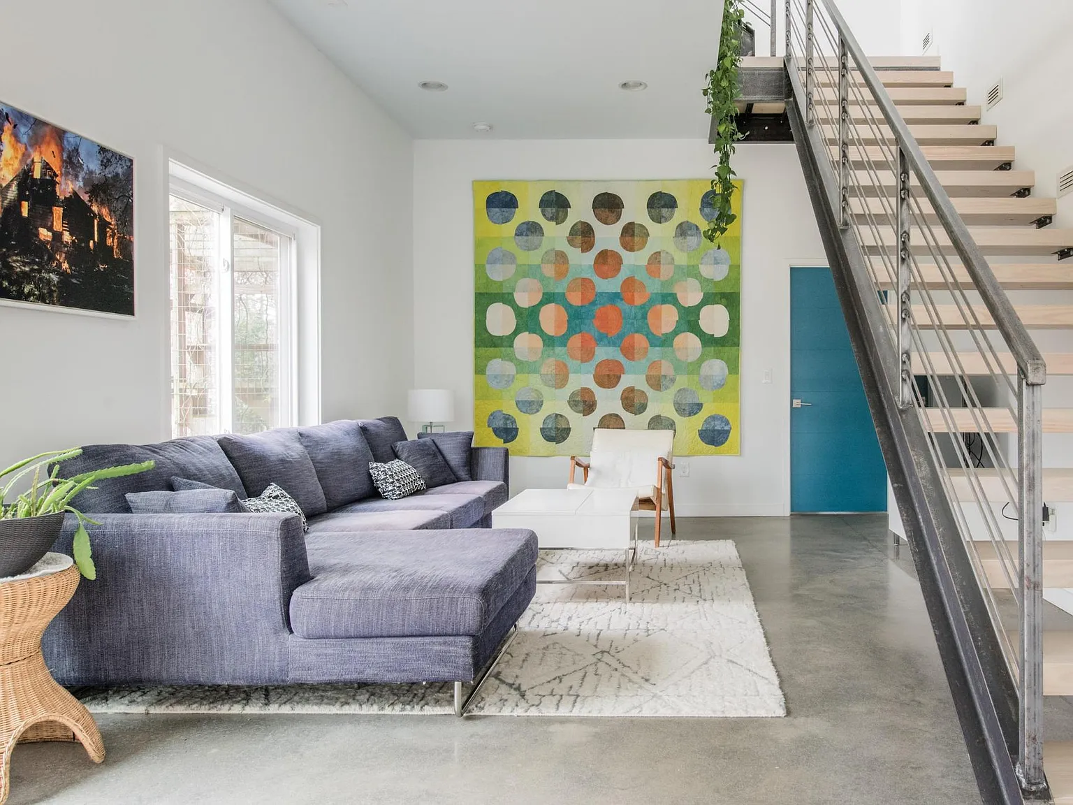 3 bed, 2018 sqft, $3,550 — Photo 3