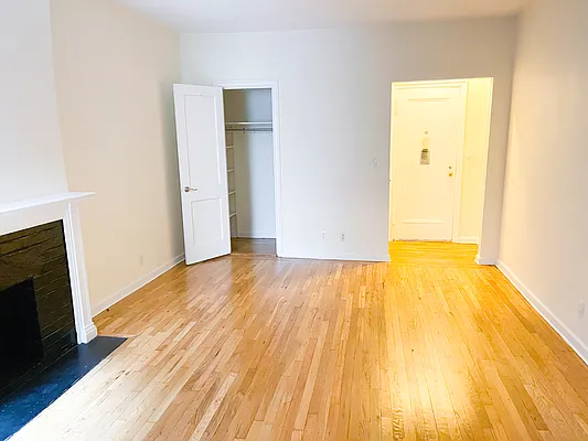 Rented by Urban Real Estate Inc | media 13