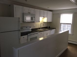 395 Essex St APT 3, Salem, MA 01970