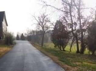 116 Cross Creek Ct, Gray, TN 37615