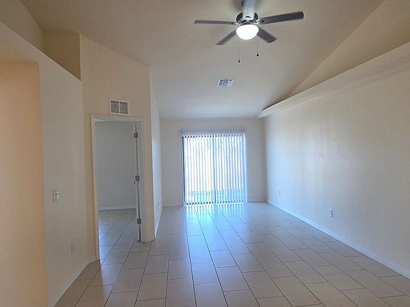 4th image of 919 Andalusia Blvd