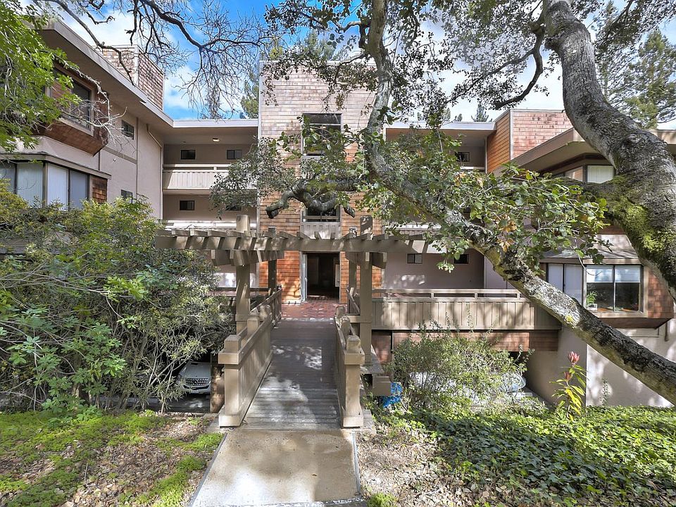 1st image of 1202 Sharon Park Dr APT 71