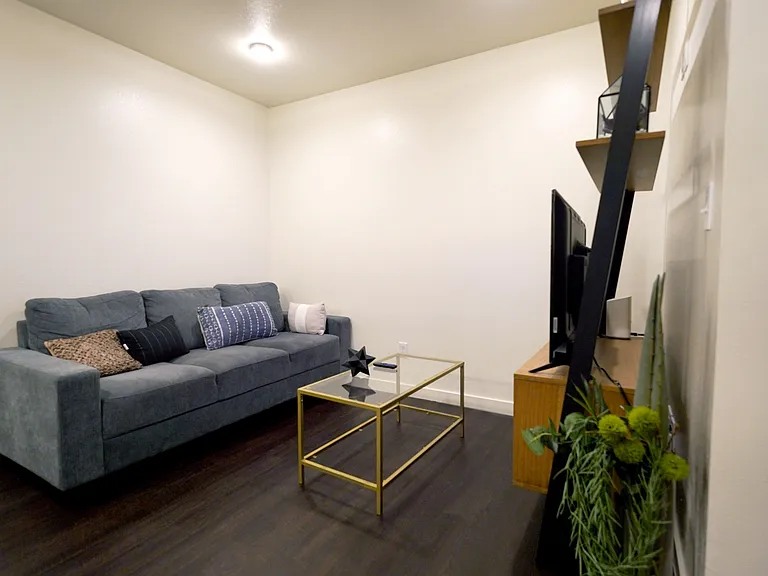 5234 15th Ave NE #202 — Photo 13
