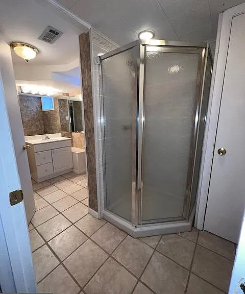 3704 Bevan Dr — Photo 29