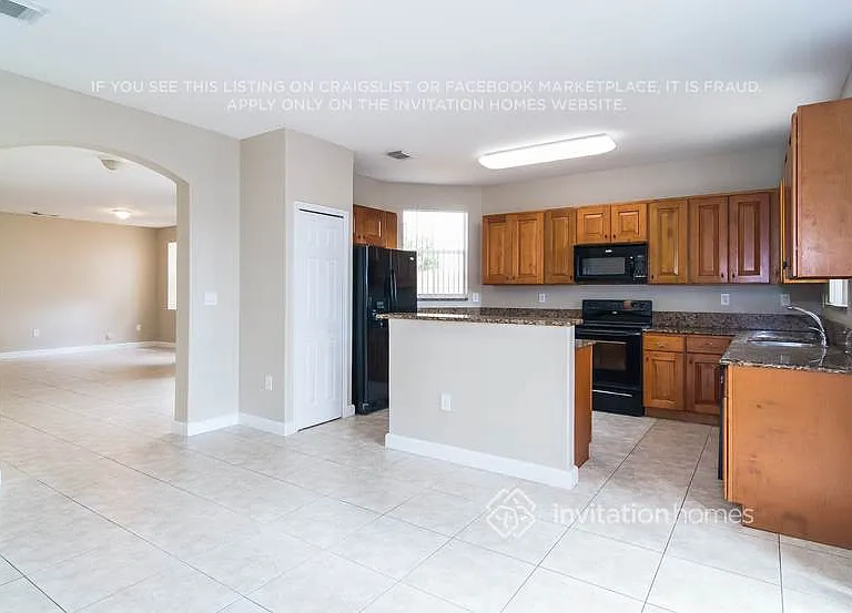 9141 SW 152nd Ct — Photo 6