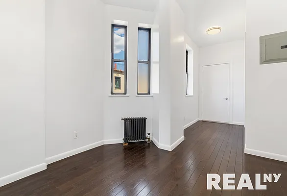 Rented by REAL New York | media 16