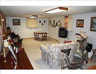 4th image of 2943 Boulder Ave