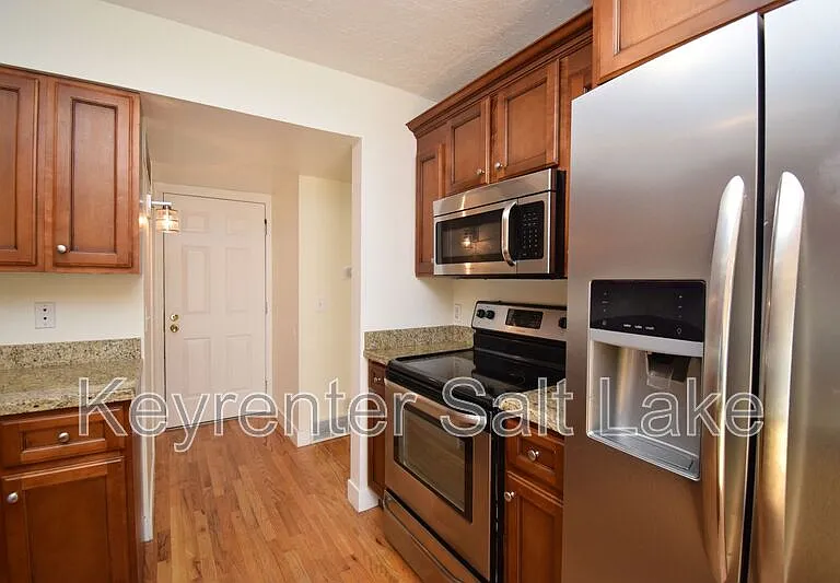 6888 S Hillside Village Cir — Photo 9