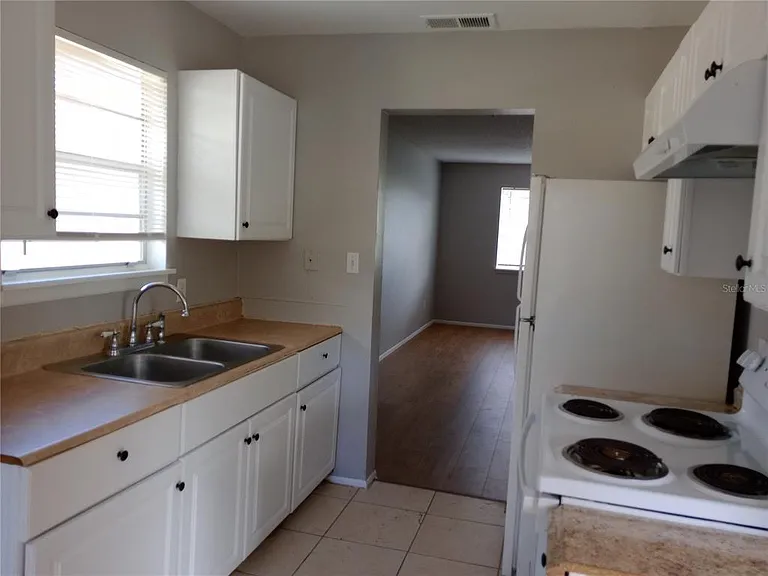 2190 Knox McRae Dr #F — Photo 6
