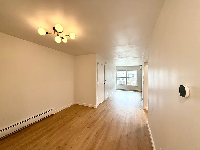 103 Van Horne St #2 — Photo 8