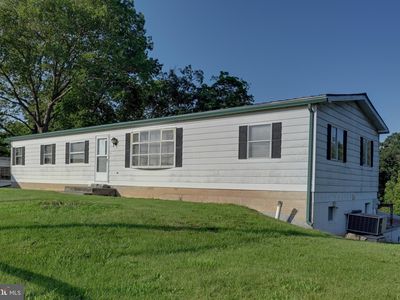 1296 N Browns Dam Dr, New Oxford, PA, 17350