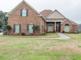 8822 Kenston Ct, Mobile, AL 36619