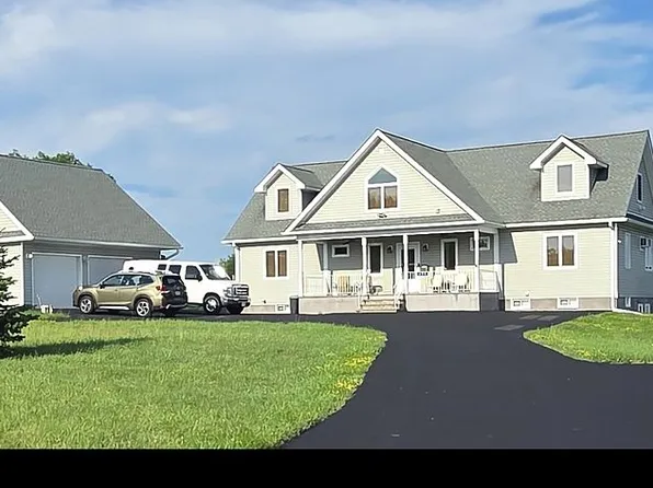 400 Highmount Rd, West Coxsackie, NY 12192