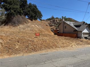 10 Lincoln Ave, Castaic, CA 91384