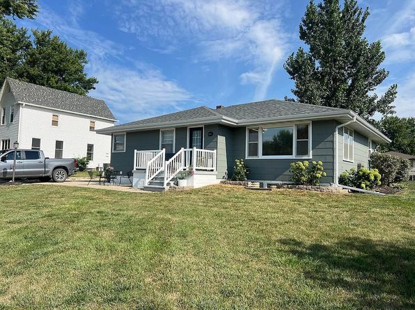 102 W Head St