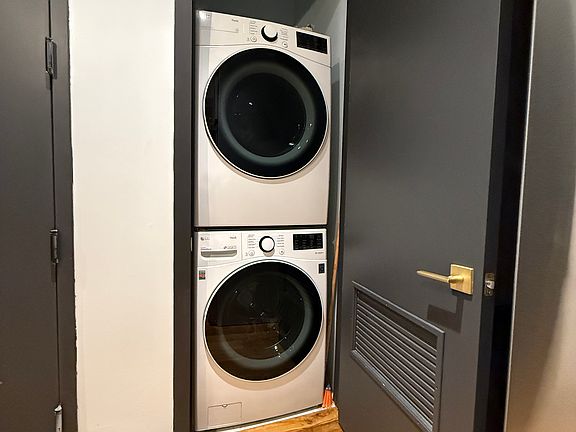 4th image of 7-9 Saint Pauls Ave #1R