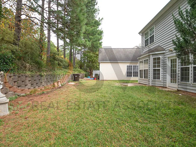 1007 Red Hat Ln — Photo 26