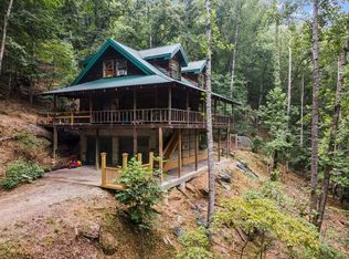 112 Buckeye Branch Rd, Franklin, NC 28734