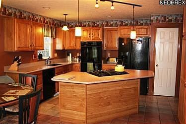 2nd image of 2576 Deerfield Dr