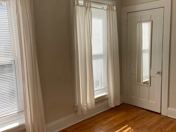 165 Phila St APT 3, Saratoga Springs, NY 12866